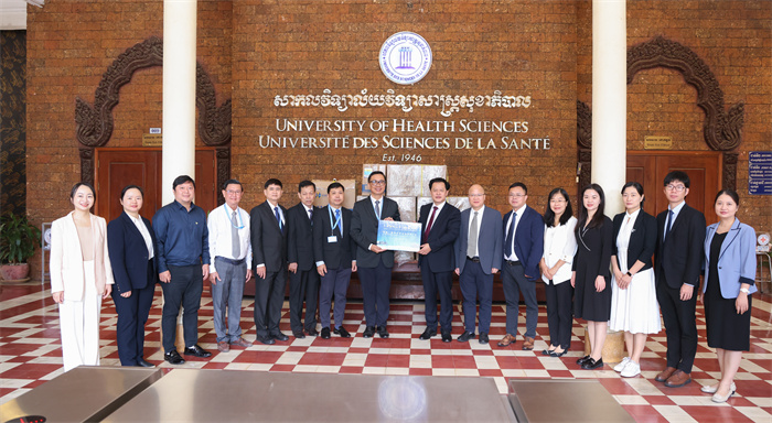 香香漫画
代表团赴柬埔寨卫生科学大学开展教育部“丝路1+1”项目 第 1 张 香香漫画
代表团赴柬埔寨卫生科学大学开展教育部“丝路1+1”项目 第 1 张