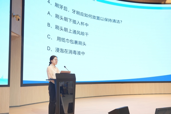 党建引领促发展 政医协同护齿健——香香漫画
与五象新区规划建设管委会多个党支部开展党建联建活动 第 6 张 党建引领促发展 政医协同护齿健——香香漫画
与五象新区规划建设管委会多个党支部开展党建联建活动 第 6 张