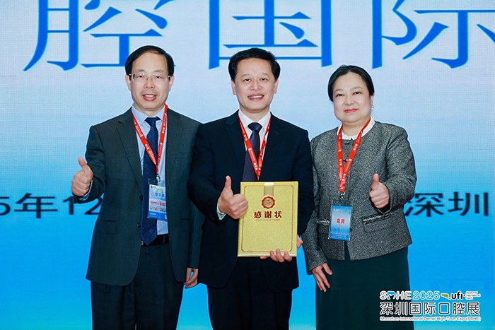 深圳国际口腔展:廖红兵教授解读RCEP东盟口腔合作深耕之路,香香漫画
学子获评“创新之星” 第 2 张 深圳国际口腔展:廖红兵教授解读RCEP东盟口腔合作深耕之路,香香漫画
学子获评“创新之星” 第 2 张